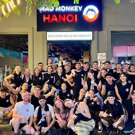 Mad Monkey Hanoi Hostel Esterno foto