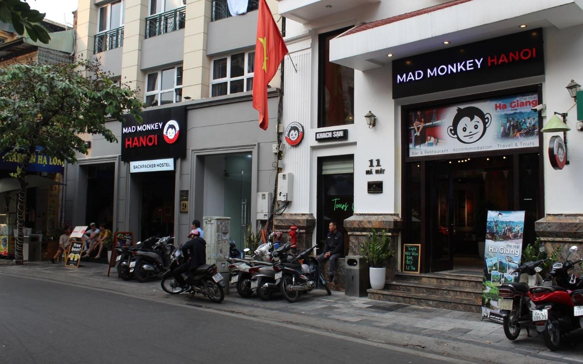 Mad Monkey Hanoi Hostel Esterno foto